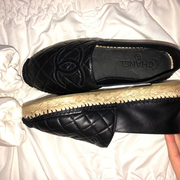 Brand New Chanel Spring 2018 Espadrilles. - Picture 2 of 3